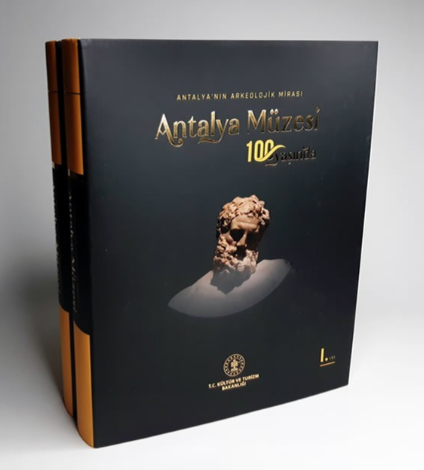 Antalya Müzesi 100 Yaşında 2 Cilt